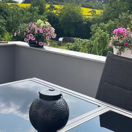 Schoenblick Apartment *